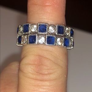 Two stackable rings